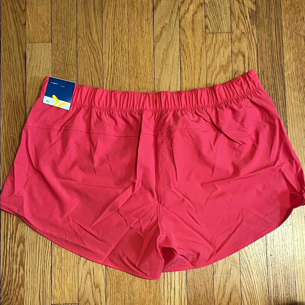 Old Navy Active Mid-Rise StretchTech Run Shorts 3-inch inseam Red, NWT - Picture 2 of 8